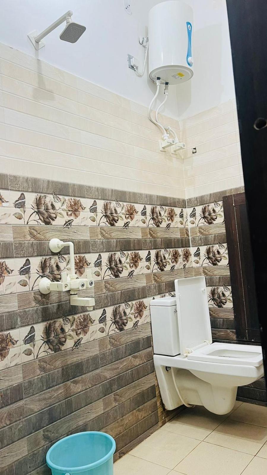 Hotel Rudra Residency Near Railway Station Mathura Kültér fotó